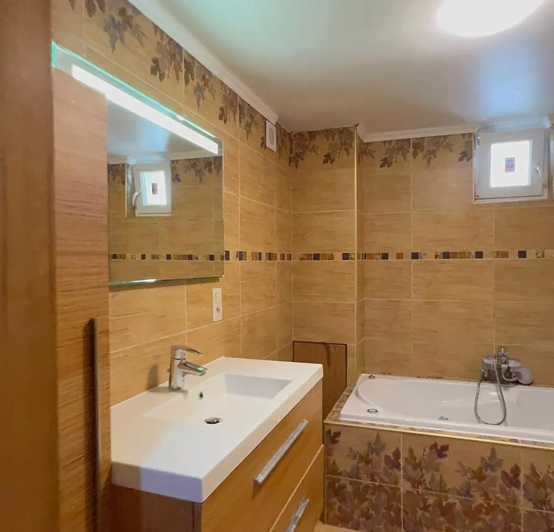 Luxury Apartment 2Br & Jacuzzi Near Expo 12 & Ing Arena Bruselas Bélgica