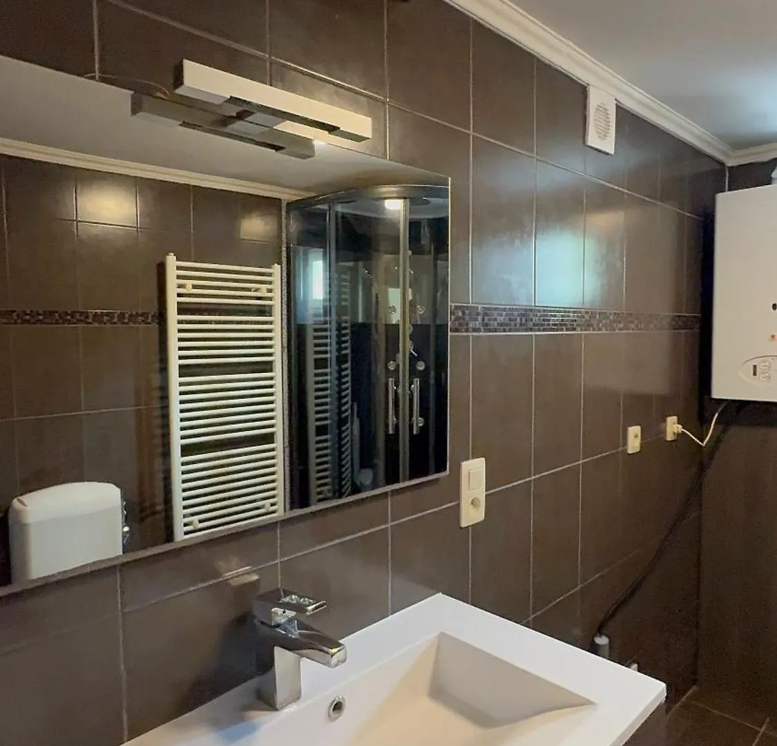 Luxury Apartment 2Br & Jacuzzi Near Expo 12 & Ing Arena Bruselas